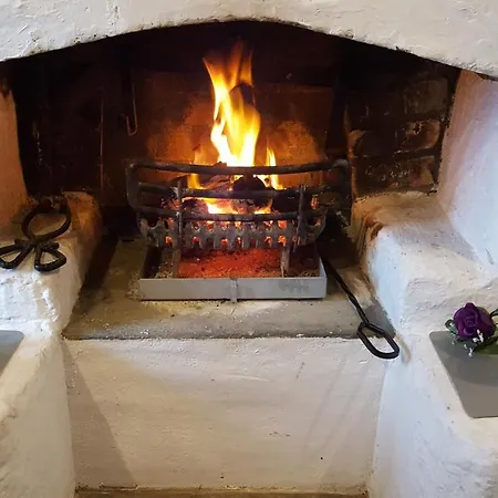 Donegal Thatched Tatil Evi